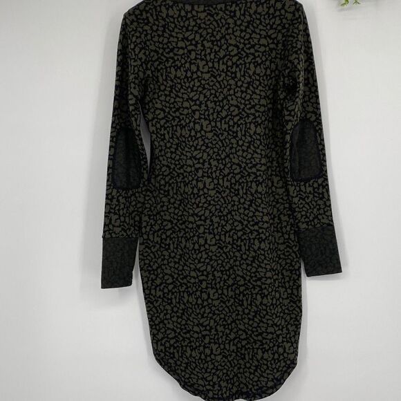 Kavu Deva Long Sleeve Knit Casual Thumb Hole Athleisure MIDI Dress Black / Green - Picture 3 of 15